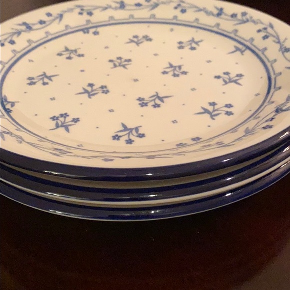 Set of 3 Provence 260 bouquet blue dishes.